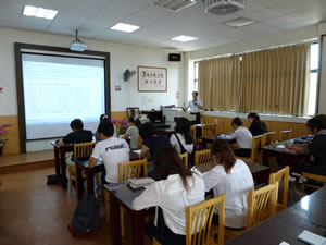 国立台中科技大学にて黎立仁先生の特別講義 8月23日